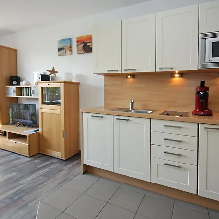 Yachthafenresidenz-wohnung-9103-879 * Kuehlungsborn